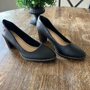 BATA flexible/orthite back to work shoes.